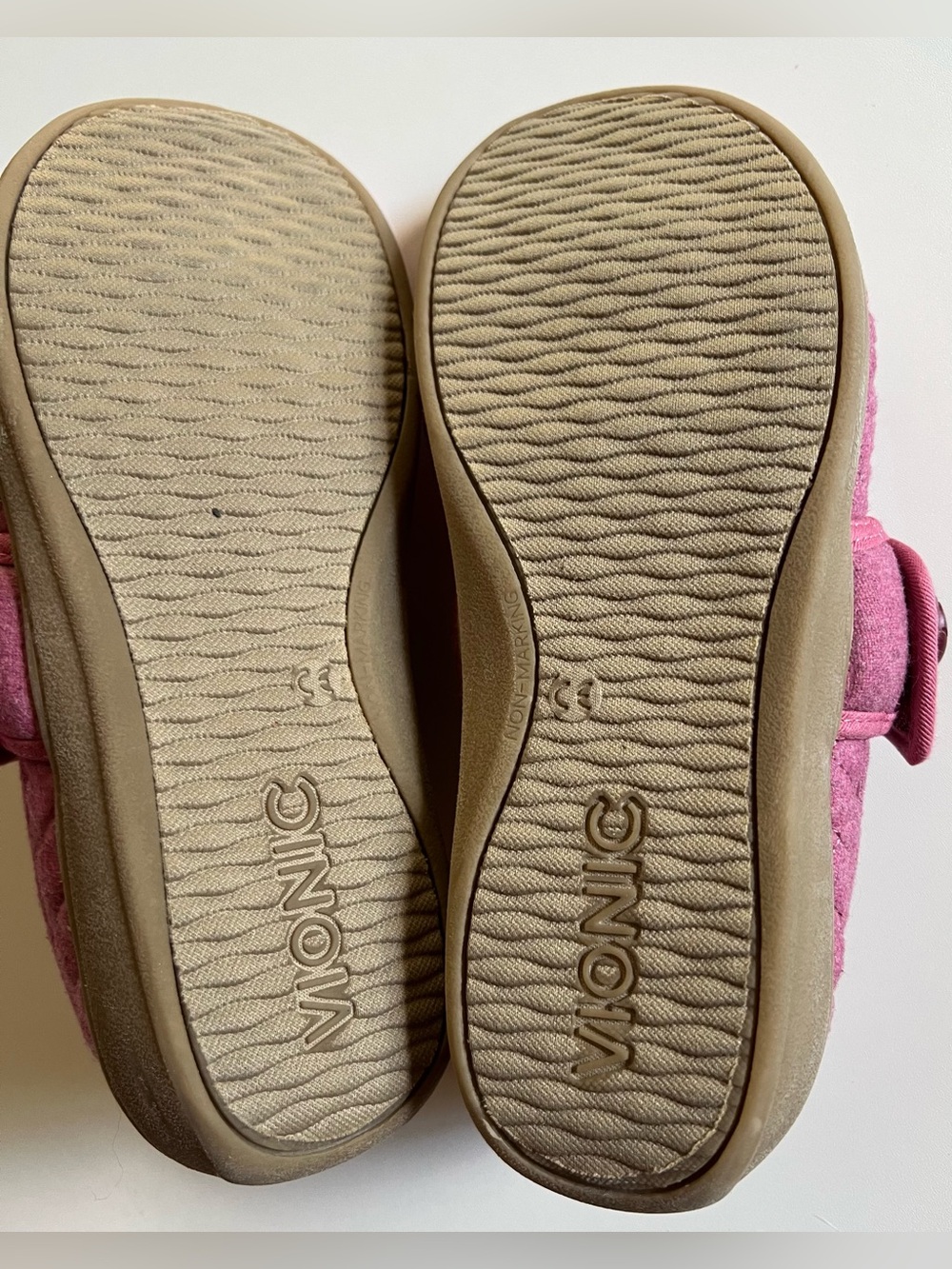 Vionic Jackie Rhubarb Pink Quilted Slippers 7 - Picture 10 of 13